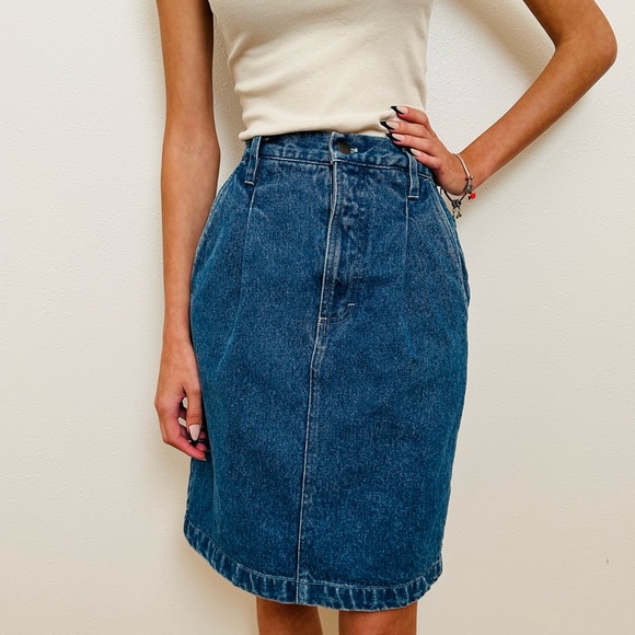 Vintage Dresses & Skirts - Vintage Classic Pencil Denim Skirt Front Pleated Knee Length